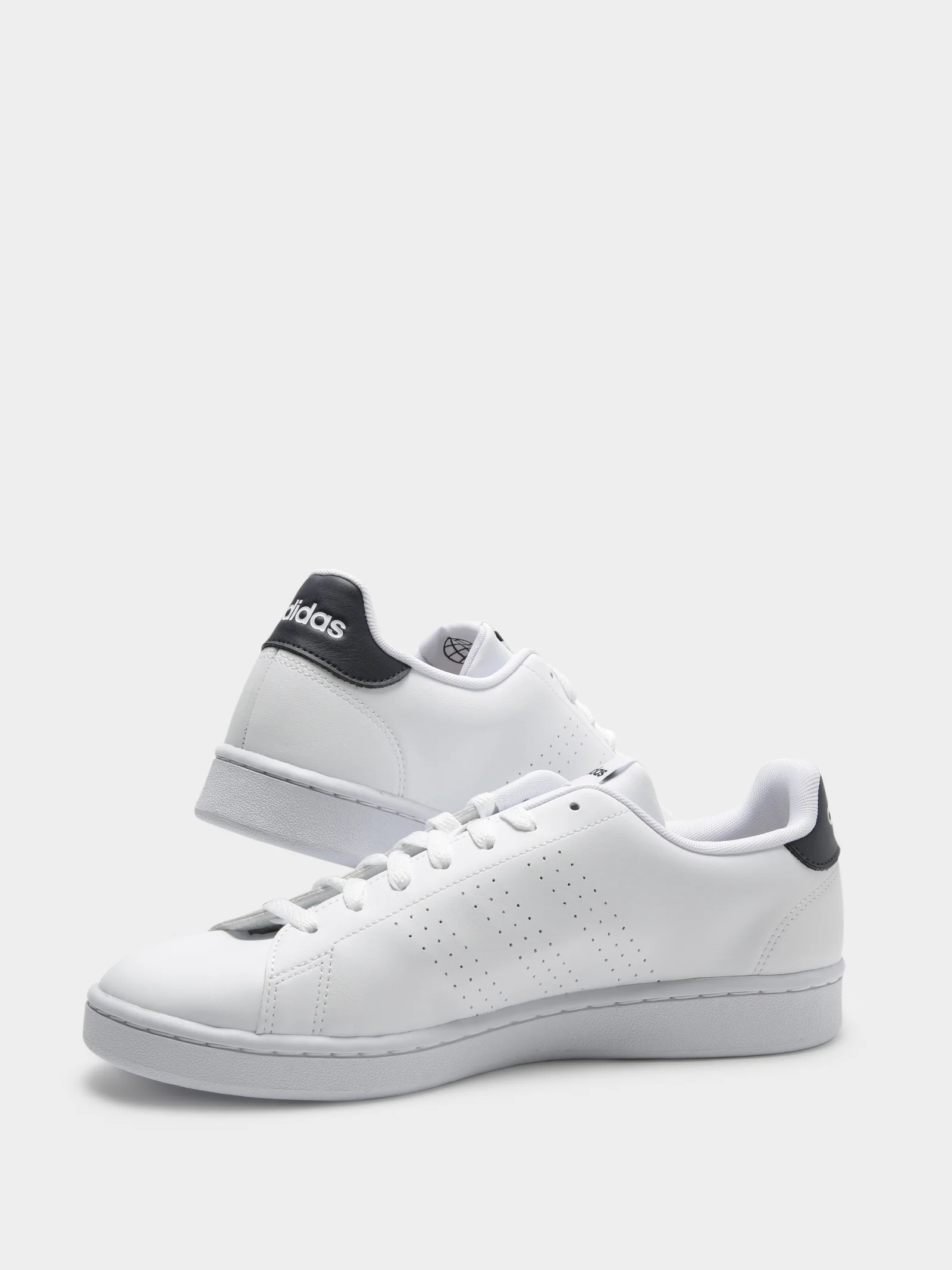 Mens Advantage Sneakers - Image 3