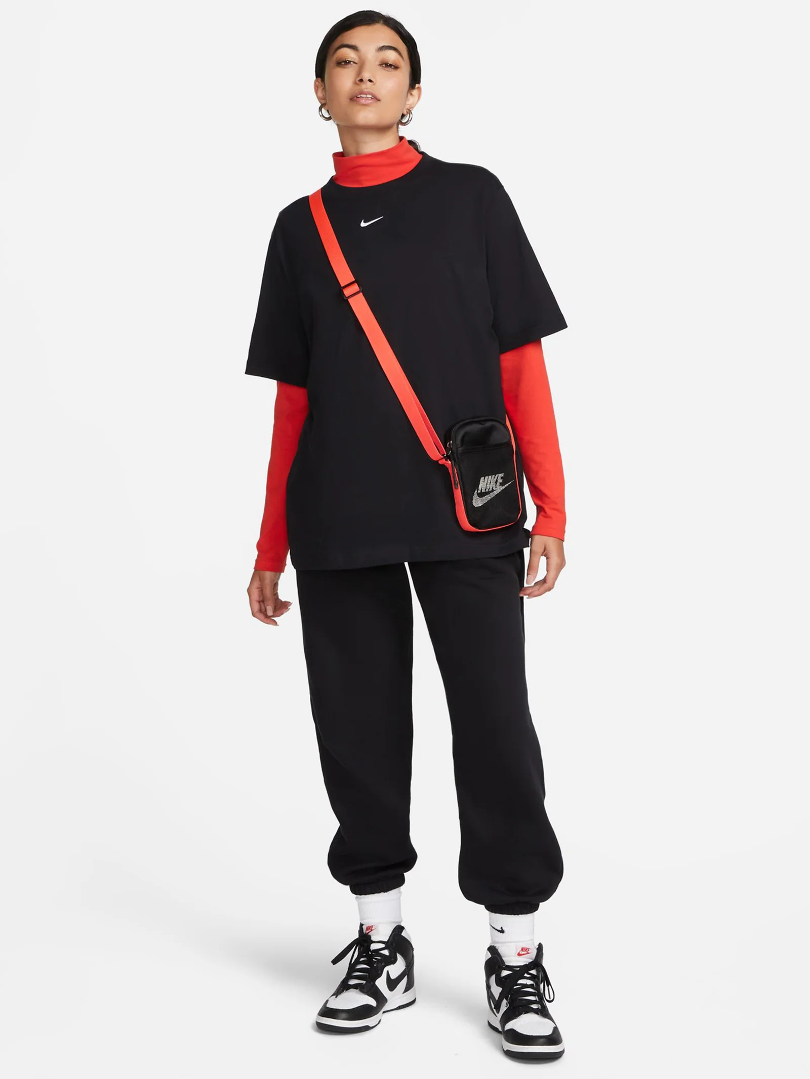 Sportswear Essentials T-Shirt - Image 4