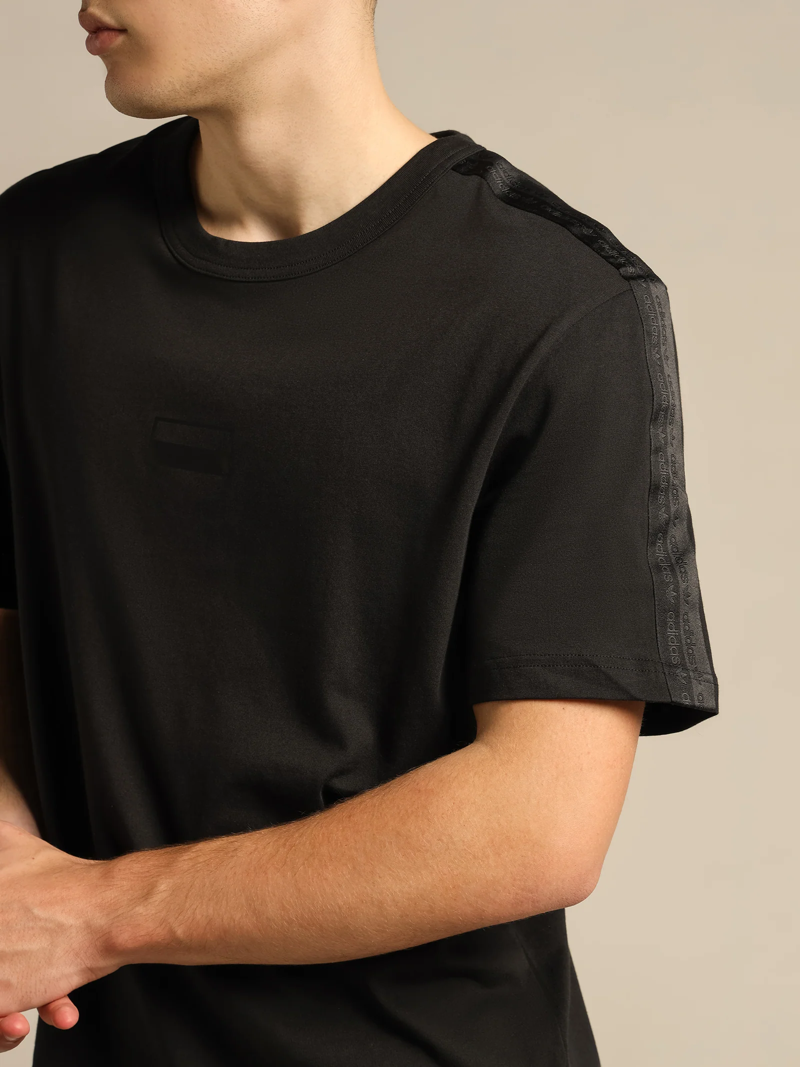 RYV Logo T-Shirt - Image 4