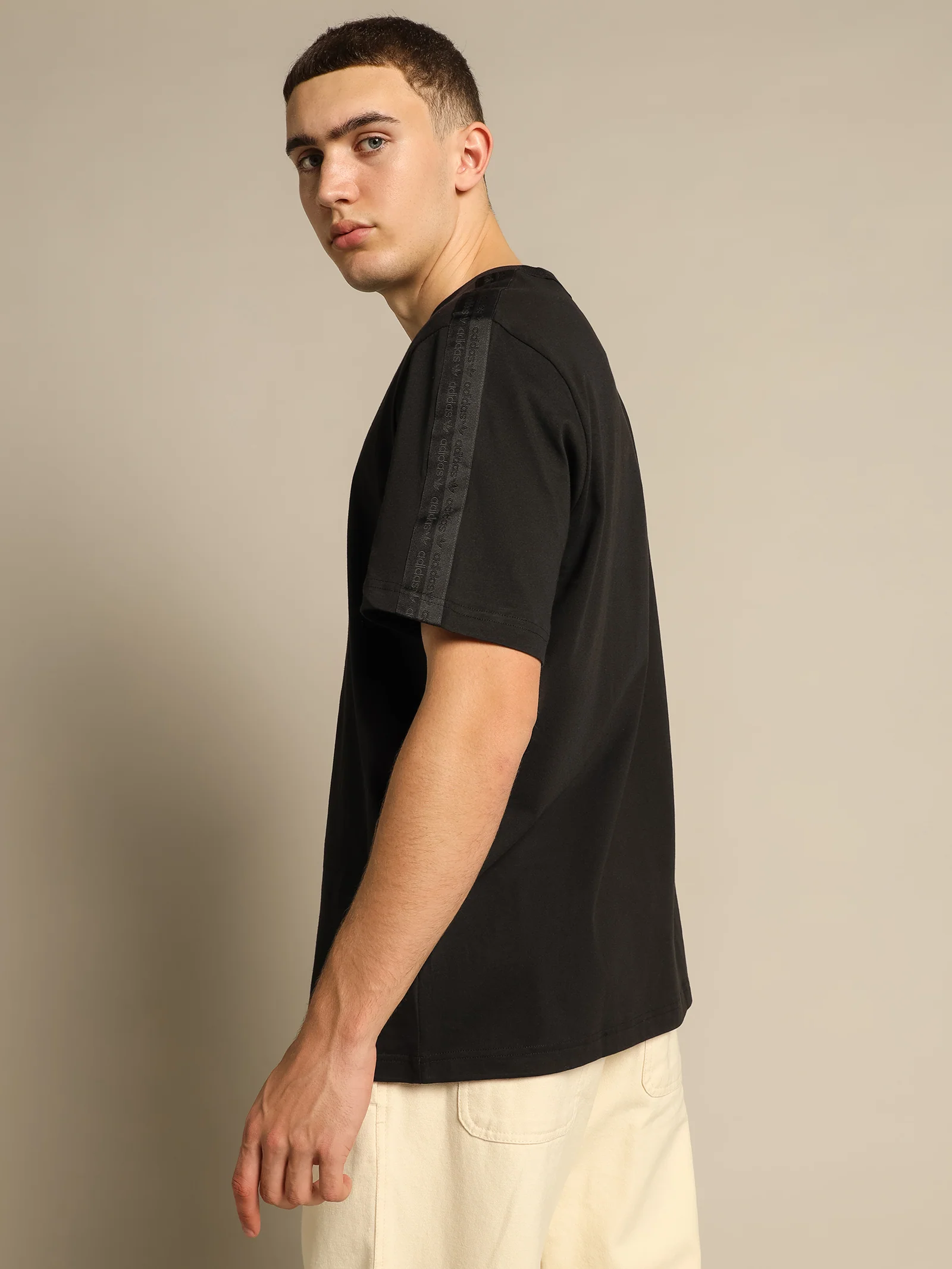RYV Logo T-Shirt - Image 6