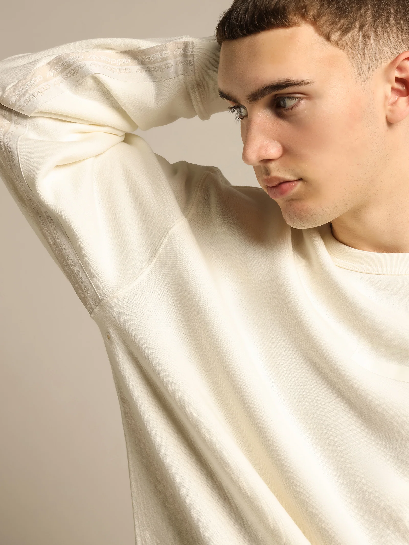 RYV Loose Fit Crew Sweatshirt - Image 3