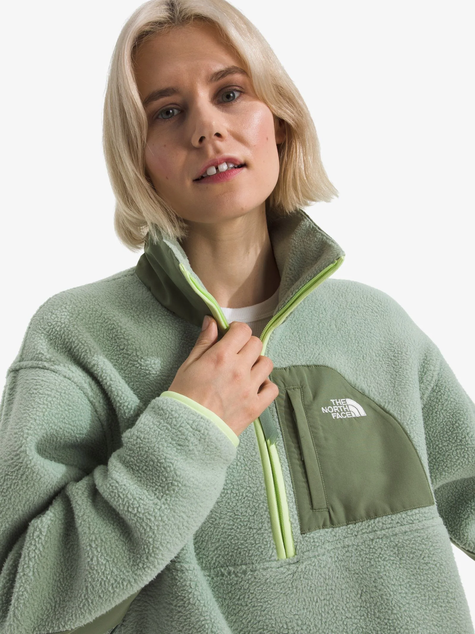 Women's Yumiori Off Peak 1/4 Zip Jacket - Image 3