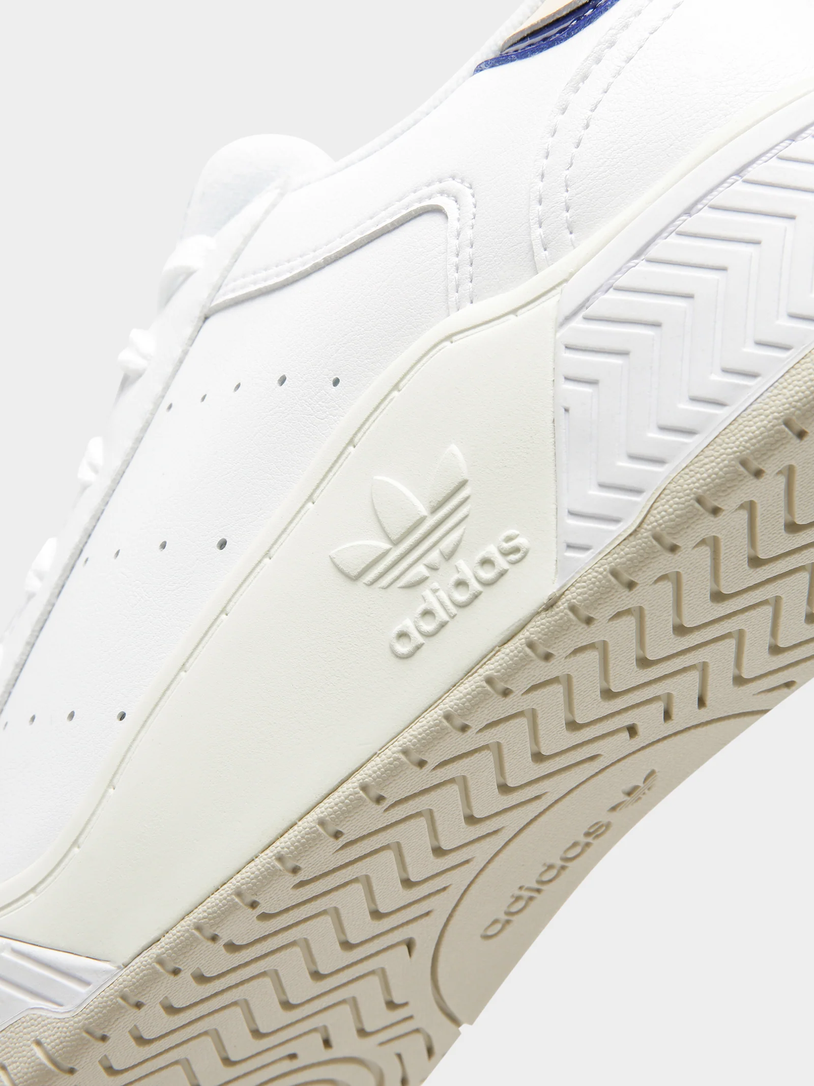 Womens Court Tourino Bold Sneakers - Image 4