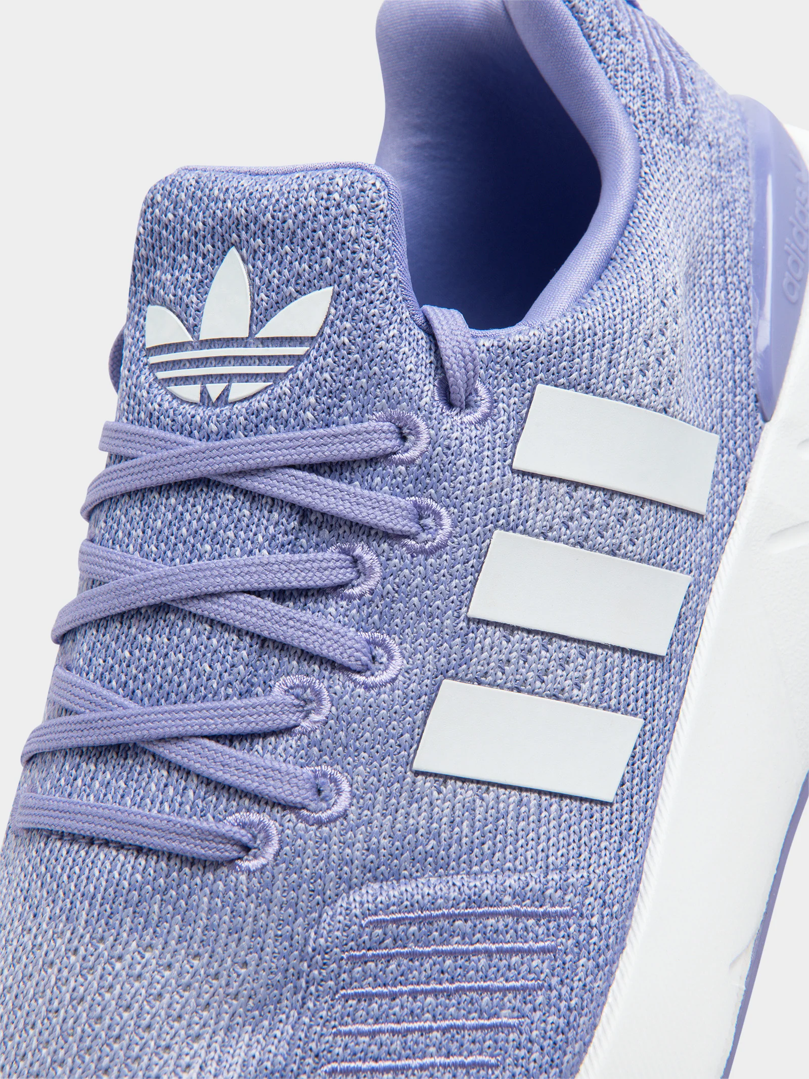 Womens Swift Run 22 Shoes - Image 4